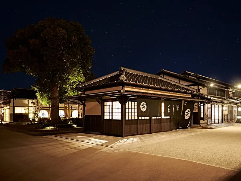 夜の江戸の町の写真