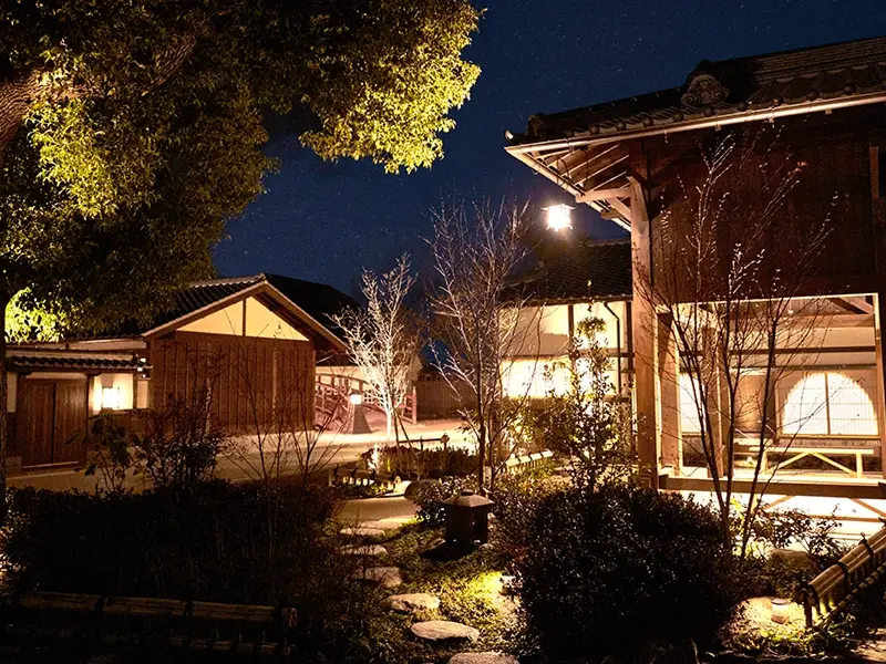 夜の江戸の町の写真